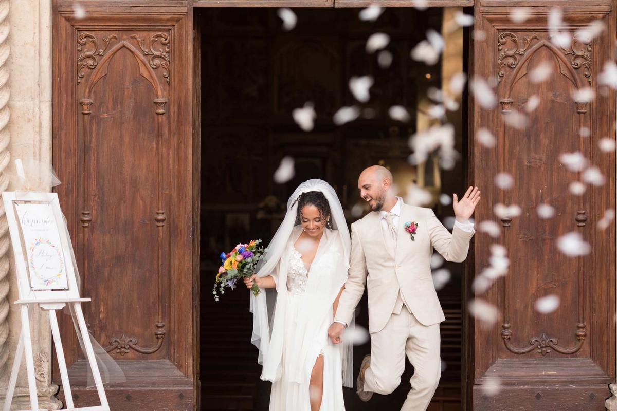 Sposi alla cattedrale di Atri - Teramo - Fotografo di matrimonio Pescara
