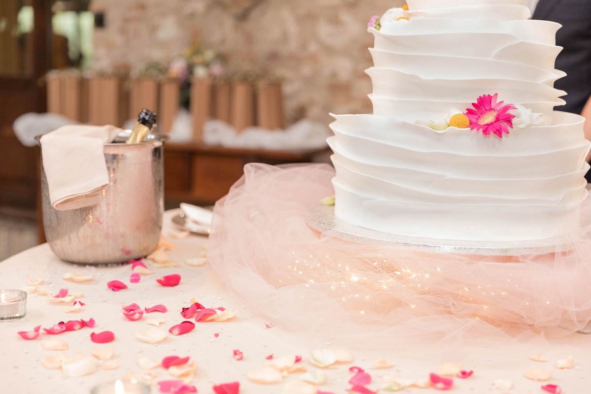 La torta nuziale, bellissimo Abruzzo - Fotografo di matrimonio Pescara